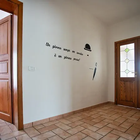 La Casa Dei Nonni Apartment *